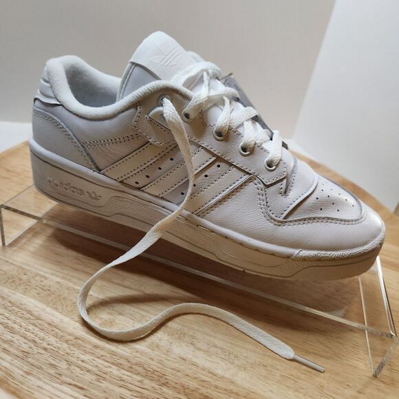 Adidas Rivalry Low Sneakers – Women’s Size 8 – White - Picture 12 of 12